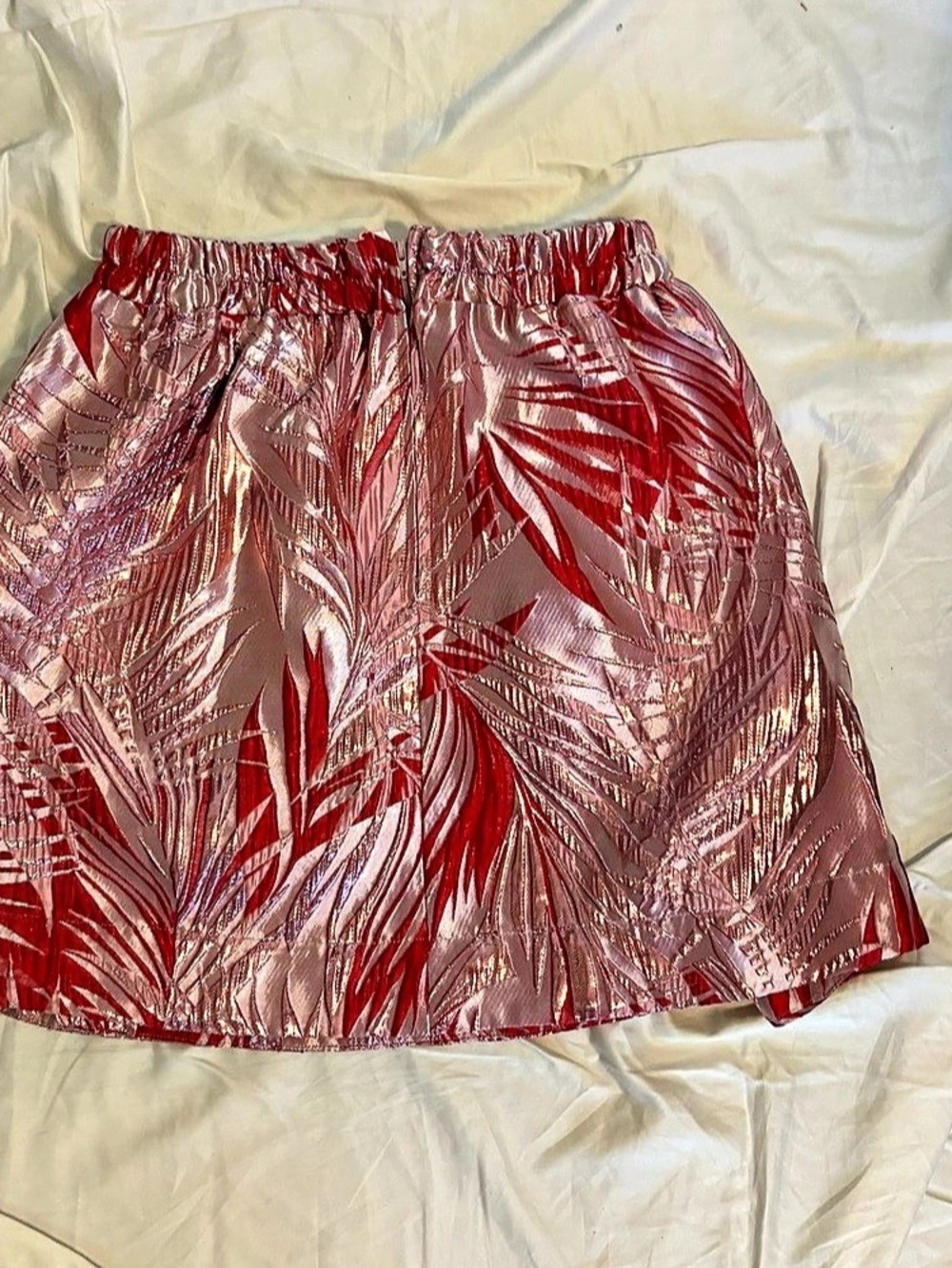 BURU Metallic Leaf Mini Skirt Size Large Like New - Picture 2 of 5